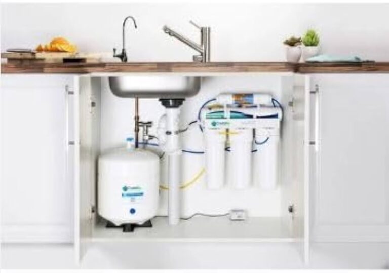 Read more about the article Smart Kitchen Water Filtration Systems: Everything You Need To Know