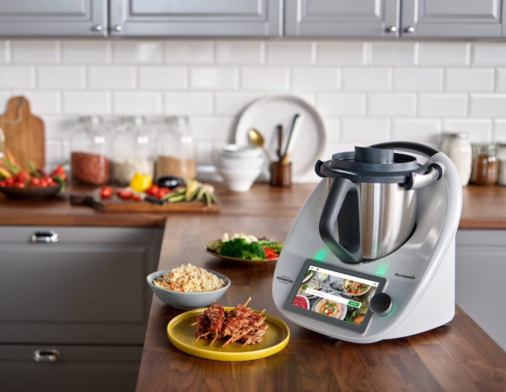 Smart Kitchen Gadgets for Recipe Discovery